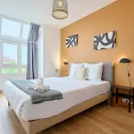 Appartement Bright In Hypercenter With Parking
