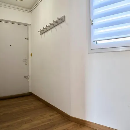 Bright In Hypercenter With Parking * Tourcoing